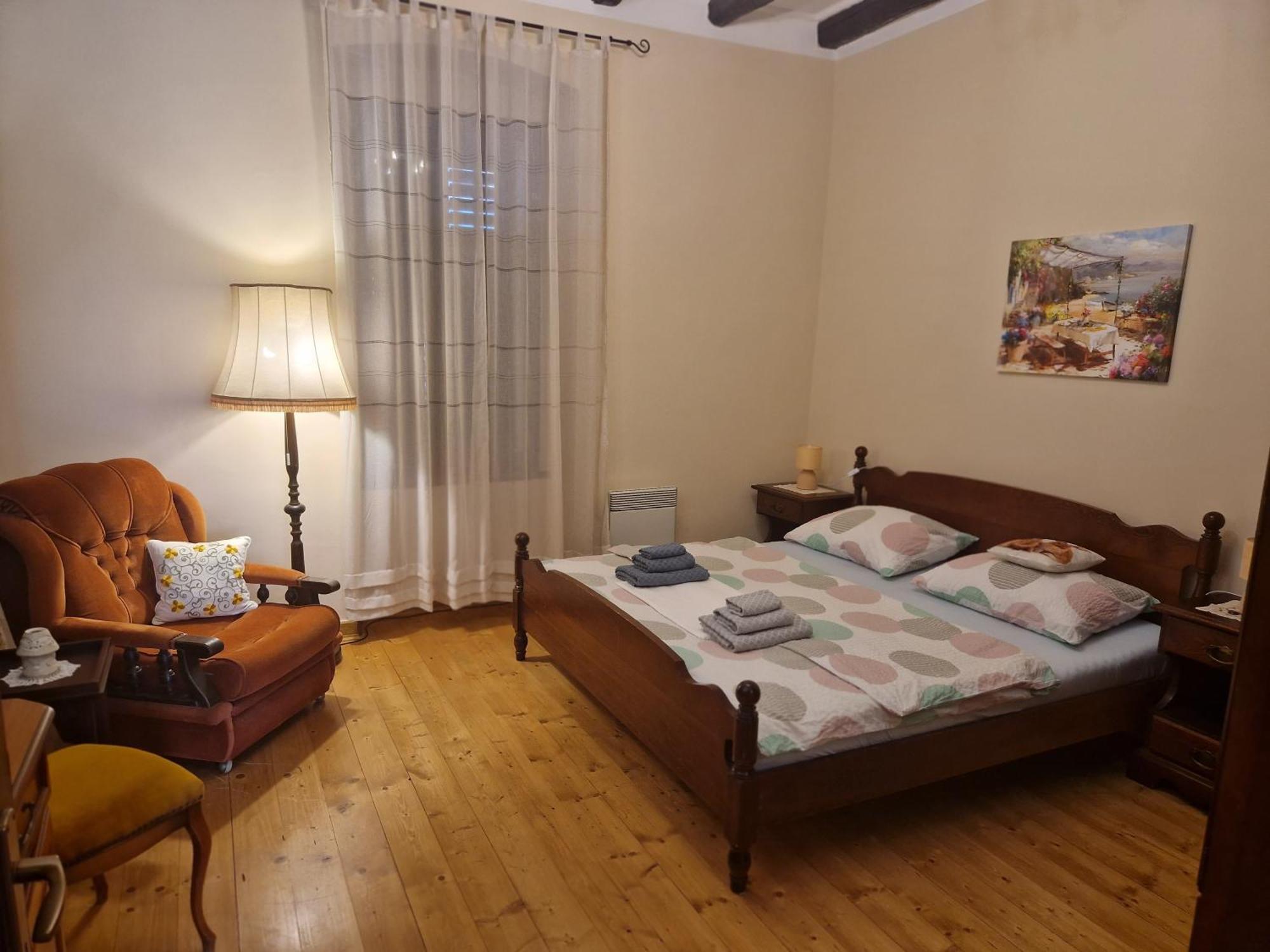 Apartments Sena Пула Екстериор снимка